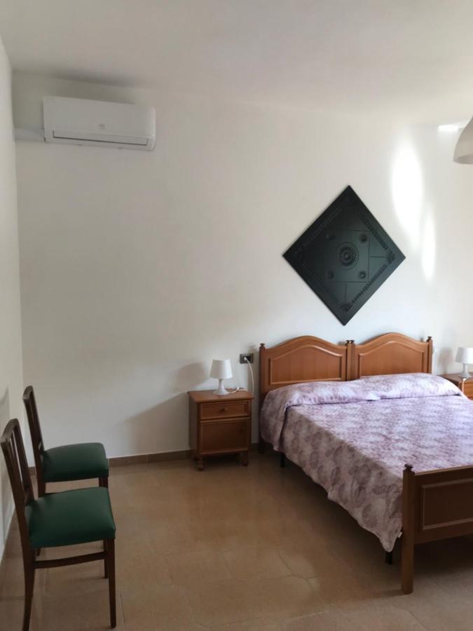 La Corbula - Casa Vacanze - Q5992 Fluminimaggiore Bagian luar foto